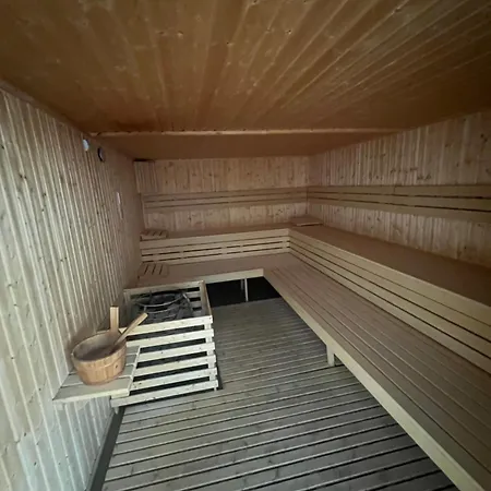 White & Gold Apartmán