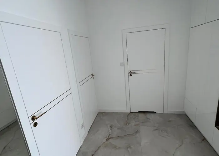 White & Gold Lejlighed